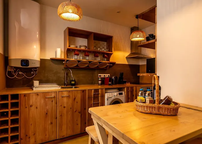 Knock Knock Ii * Ponta Delgada